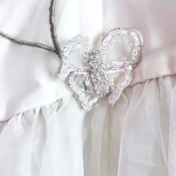 Elegant White Floral Prom Gown - Picture 4 of 6